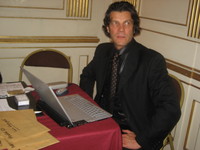 Dominique Bourra, organisateur des Rencontres "one to one"