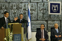 AGASSI GHOSN PERES